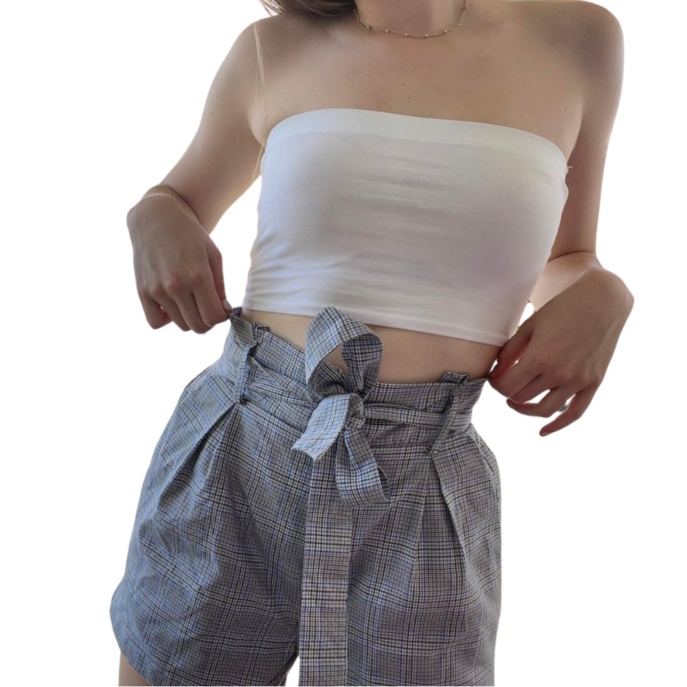 Forever 21 grey plaid shorts.